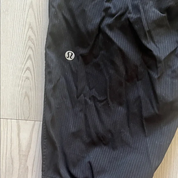 Lululemon Black Jogger Pants - Picture 4 of 10